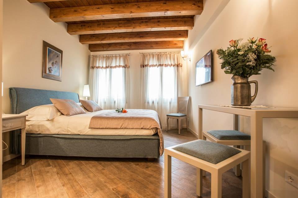 Hotel Casa Delneri Aquileia Zimmer foto